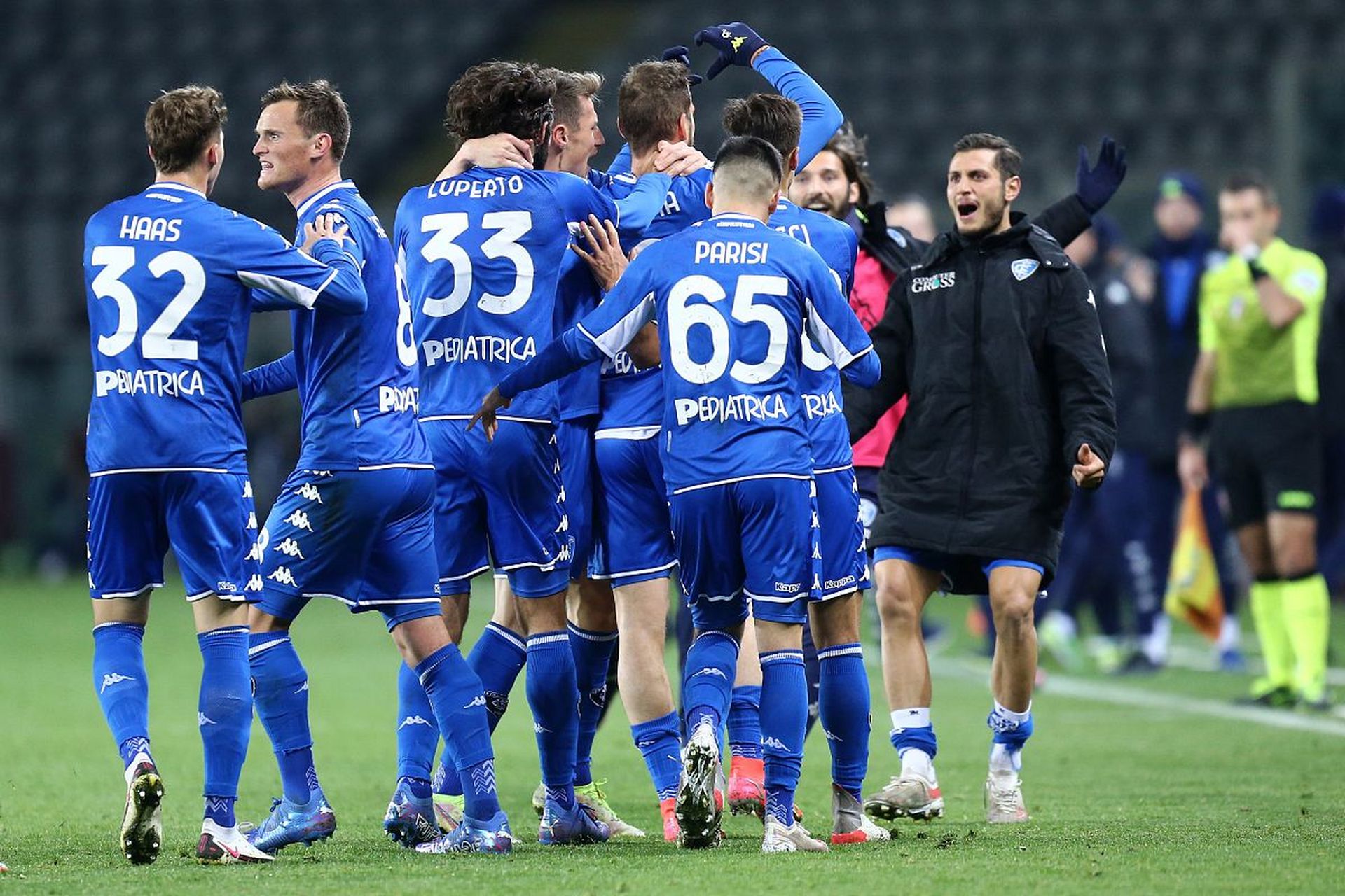 特根的缺席 特根的缺席